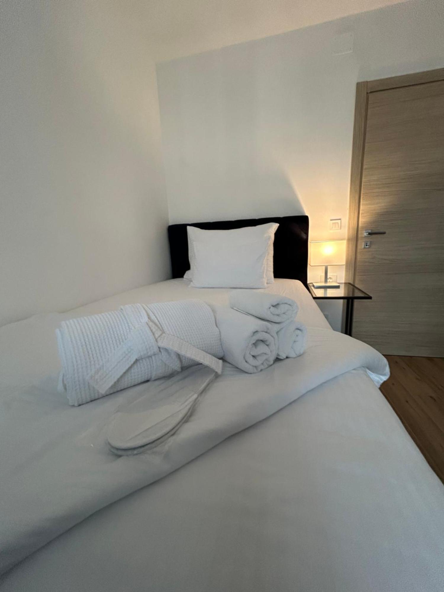 スペタルDaphne Luxe Retreat -Sea View-King Size Bed-アパートメント エクステリア 写真